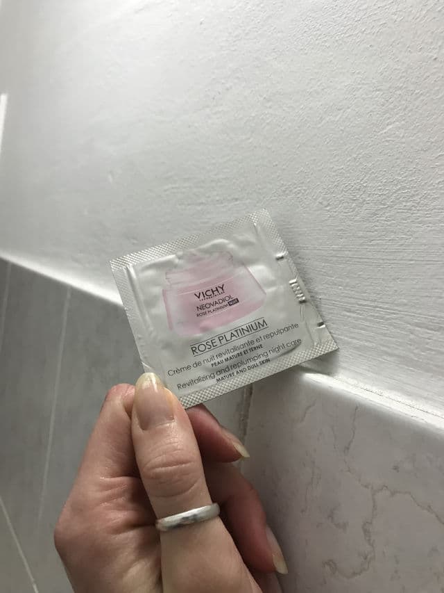 Vichy Neovadiol Rose Platinium Day Cream review photo by lauraamenichini