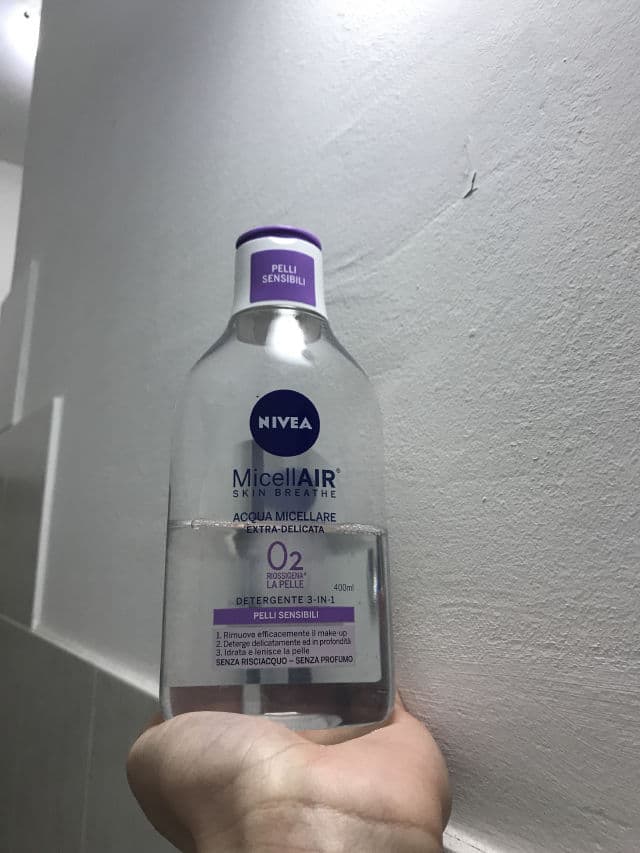 Nivea MicellAir Skin Breathe Micellar Water (Sensitive Skin) review photo by lauraamenichini