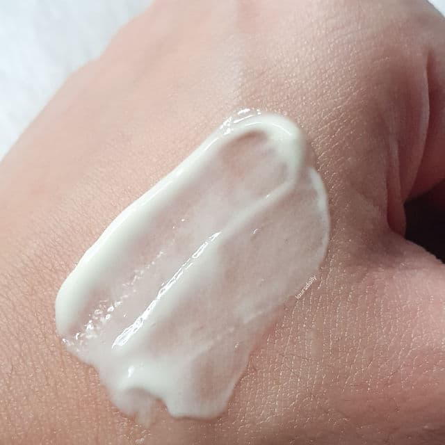 Emina Sun Battle Sun Protection SPF45 review photo by lauralionels