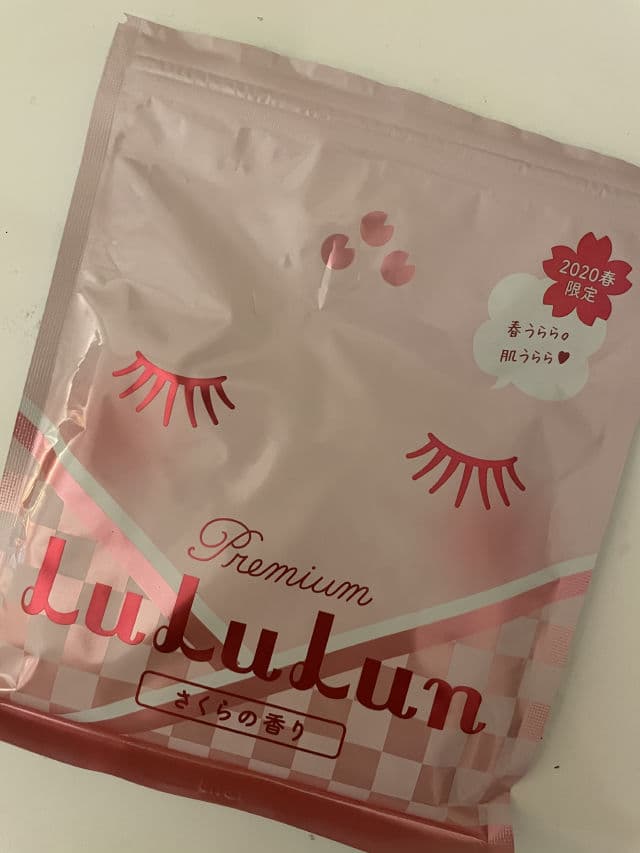 Lululun Face Mask Sakura Premium review photo by lightmysapphire