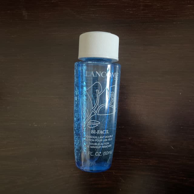 Lancome Bi-Facil Double-Action Eye Makeup Remover review photo by lilacpeony