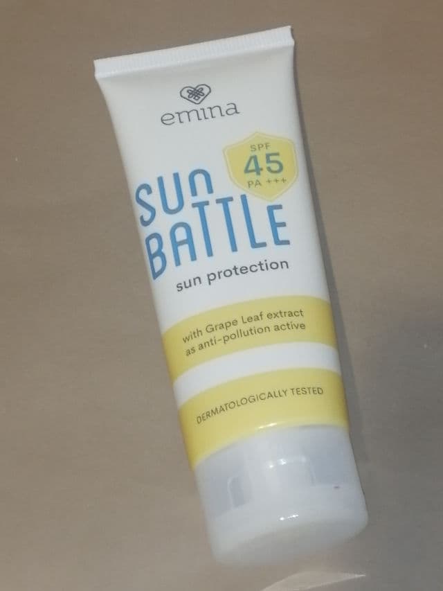 Emina Sun Battle Sun Protection SPF45 review photo by lindoyy