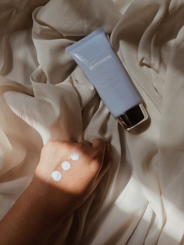 Dear, Klairs [Discontinued] Mid-day Blue UV Shield review photo by linskinjournal