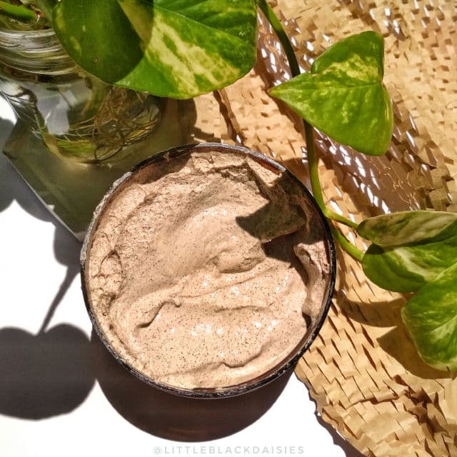 Scarlett Whitening Body Scrub Coffee review photo by littleblackdaisies