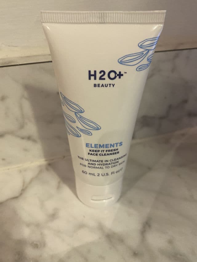 H2O+ Beauty Elements Keep It Fresh Face Cleanser review photo by lovelypanic