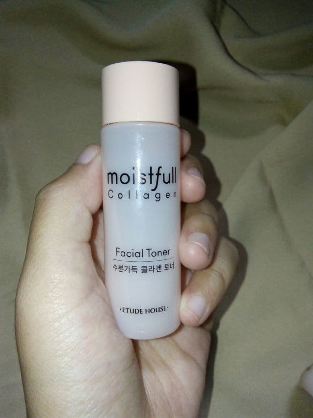 ETUDE Moistfull Collagen Facial Toner review photo by luvinalee