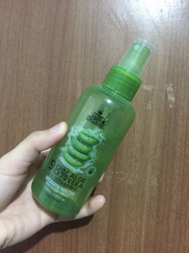 Luxe Organix 98% Aloe Vera Vitamin Water for Face & Body review photo by mabarsaga