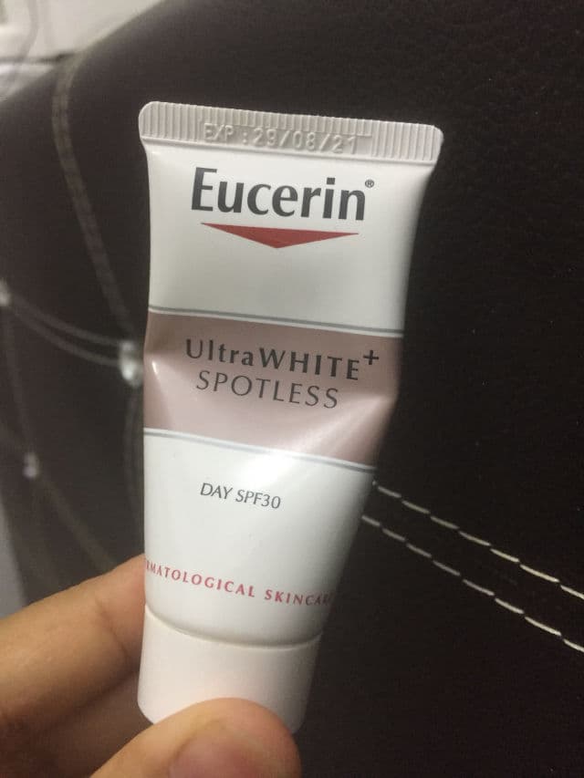 Eucerin Ultrawhite Spotless Day Fluid SPF30 review photo by maddy