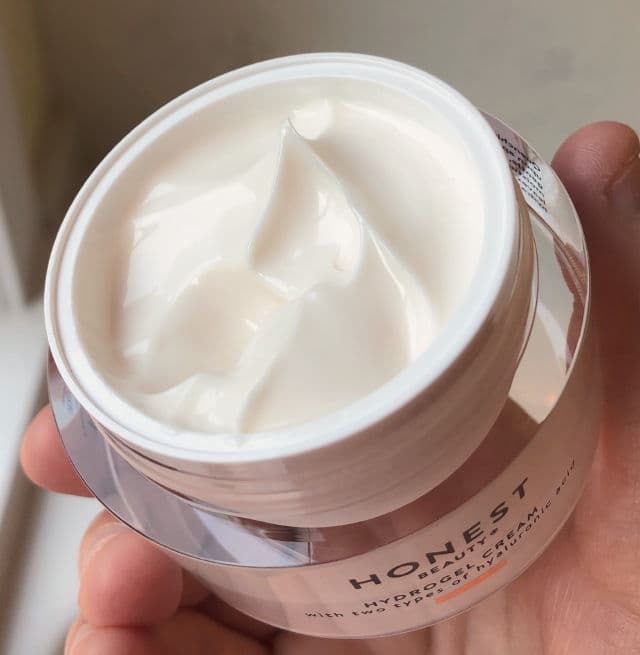 Honest Beauty Hydrogel Cream review photo by madelineskinsta
