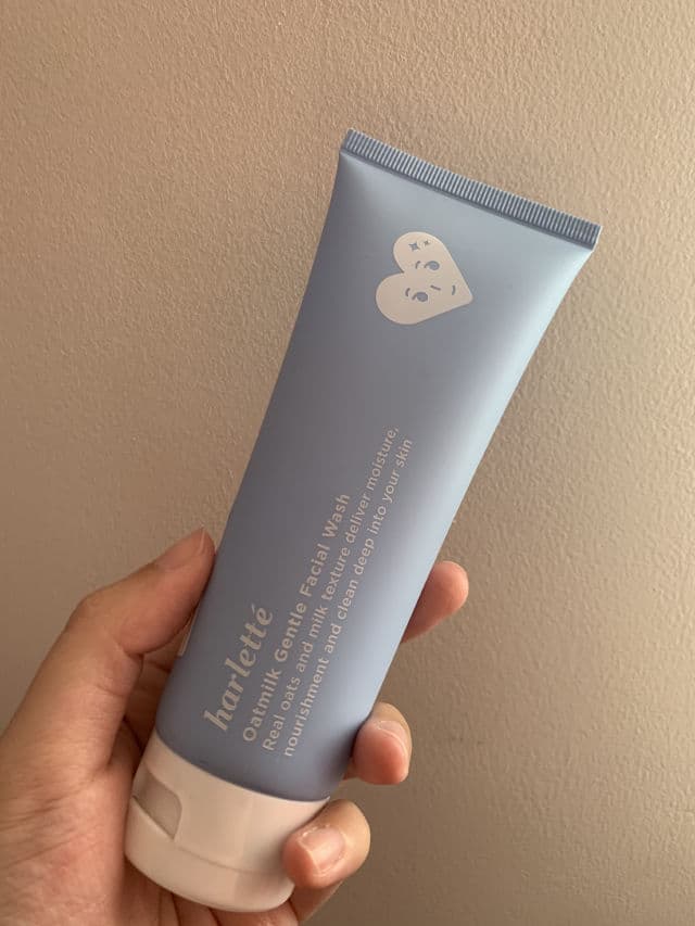 Harlette Beauty Oatmilk Gentle Facial Wash review photo by magdalenachrstn