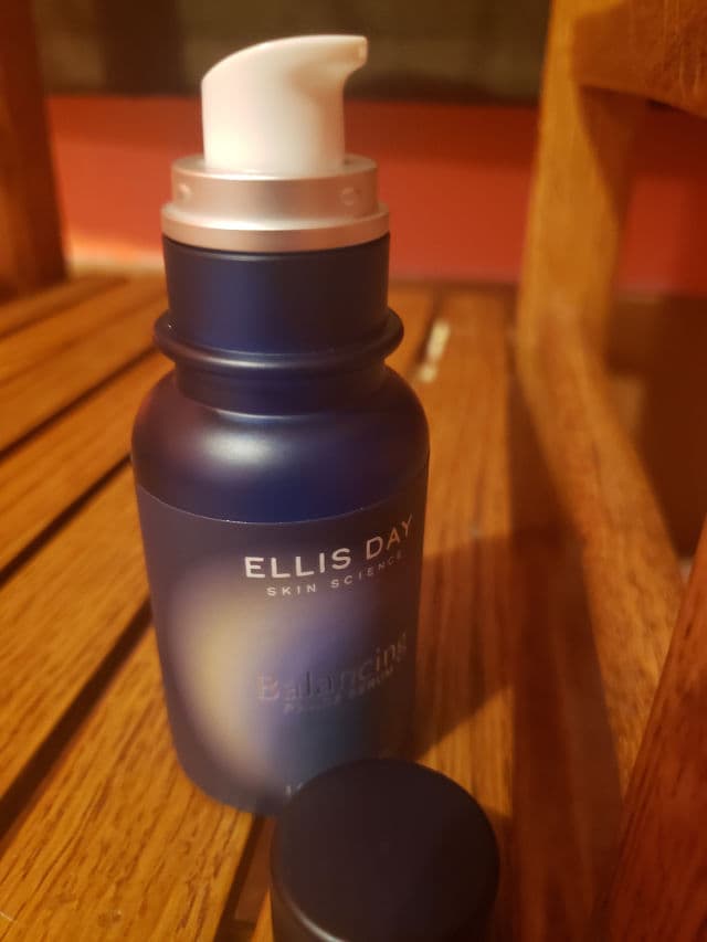Ellis Day Skin Science Balancing Phage Serum review photo by majesticbeast