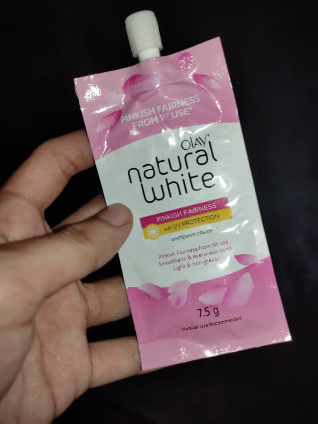 Olay Natural White Whitening Cream Pinkish Fairness with UV Protection review photo by mariakristine