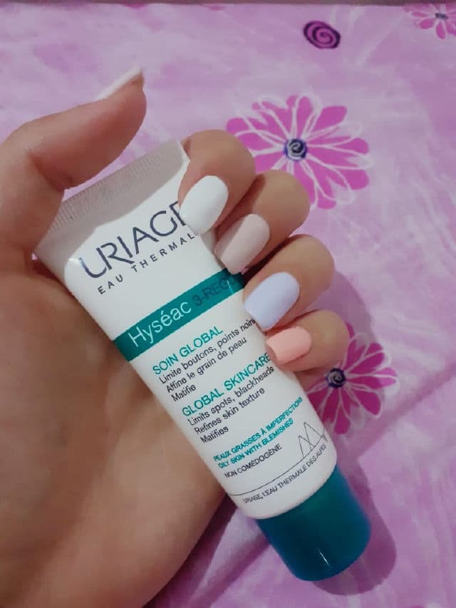 Uriage Hyséac 3-Regul Global Tinted Skin-Care SPF 30 review photo by marrya