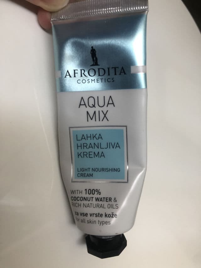 Afrodita Cosmetics Aqua MIX Light nourishing cream review photo by mateack