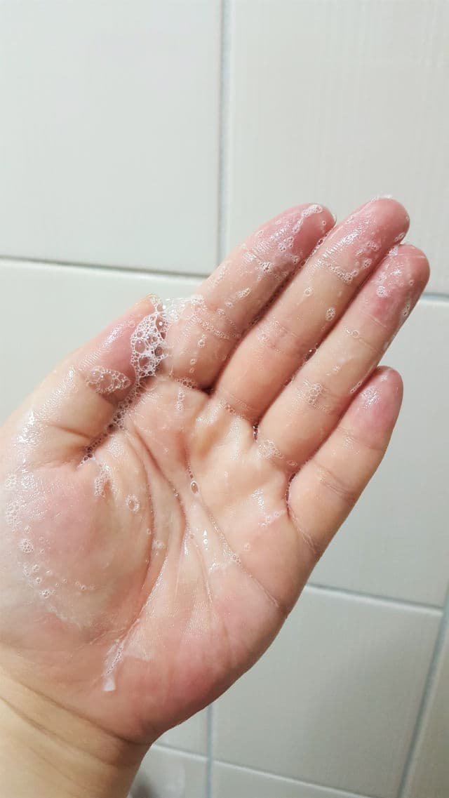 In Her Element Low Ph Rose Gel Cleanser review photo by matromao