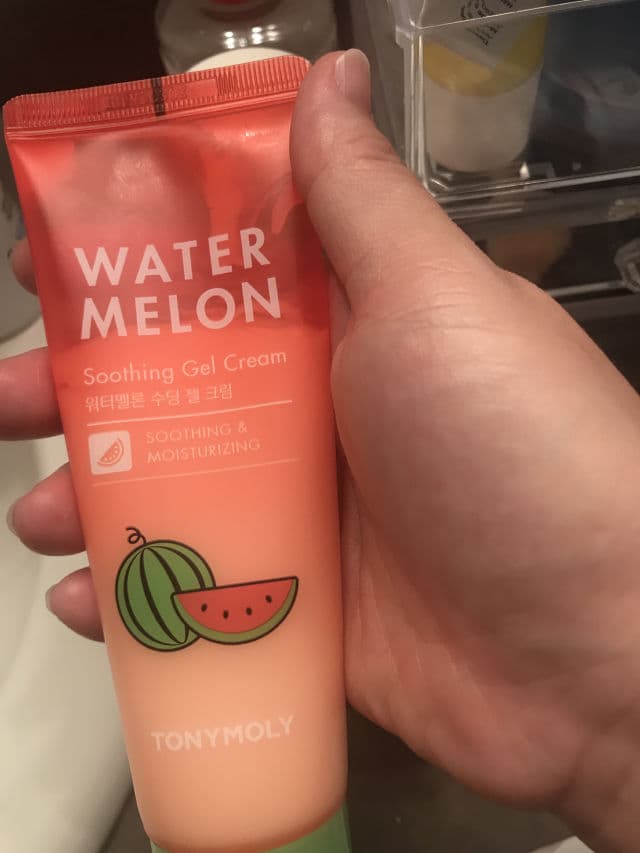 TONYMOLY Watermelon Soothing Gel Cream review photo by meiling