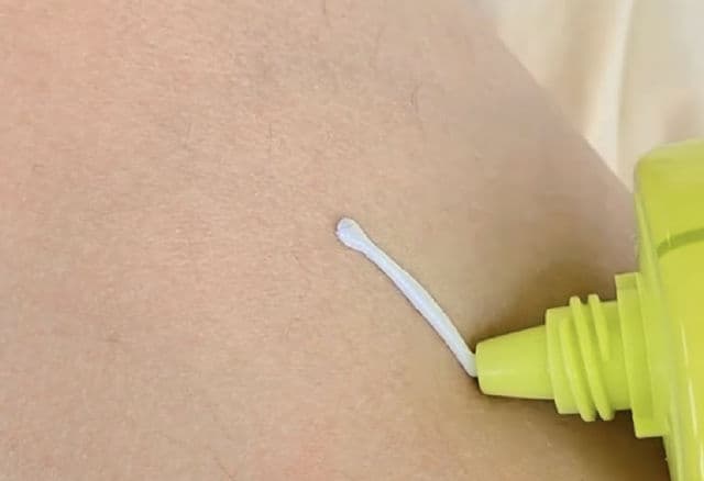 Farmstay Green Tea Seed Moisture Sun Cream SPF50+ PA+++ review photo by meljskin 