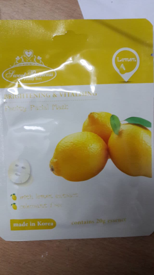 Sweet Princess Bright & Vitalising Juicy Facial Mask Lemon Extract review photo by meumeu
