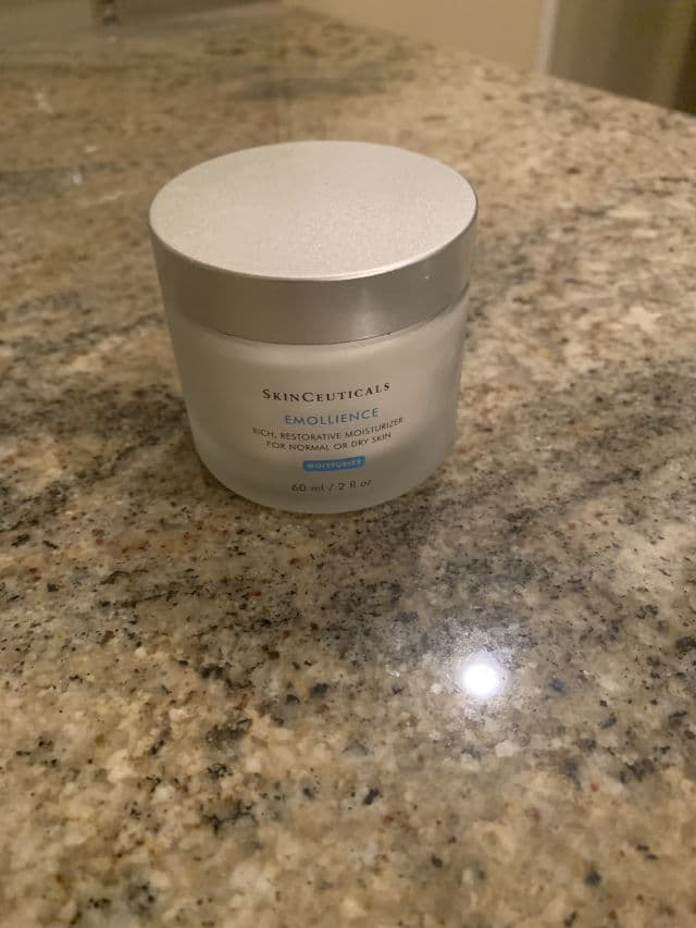SkinCeuticals Emollience Rich, Restorative Moisturizer, for Normal or Dry Skin review photo by mgardner96