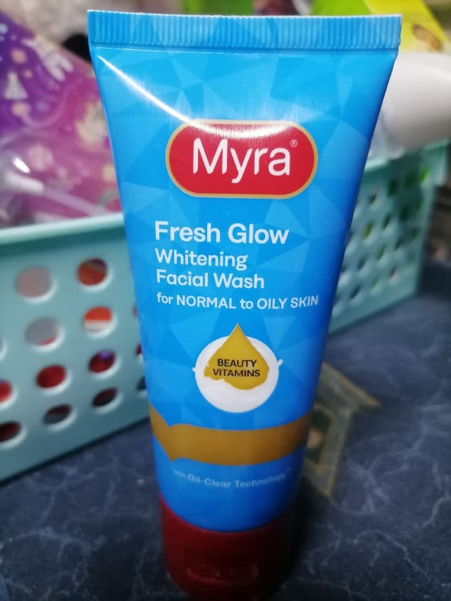 Myra Fresh Glow Whitening Facial Wash review photo by mickhey