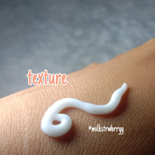 Calys Centella Asiatica + Niacinamide 2% Intensive Protection Sunscreen review photo by milkstrwbrryy