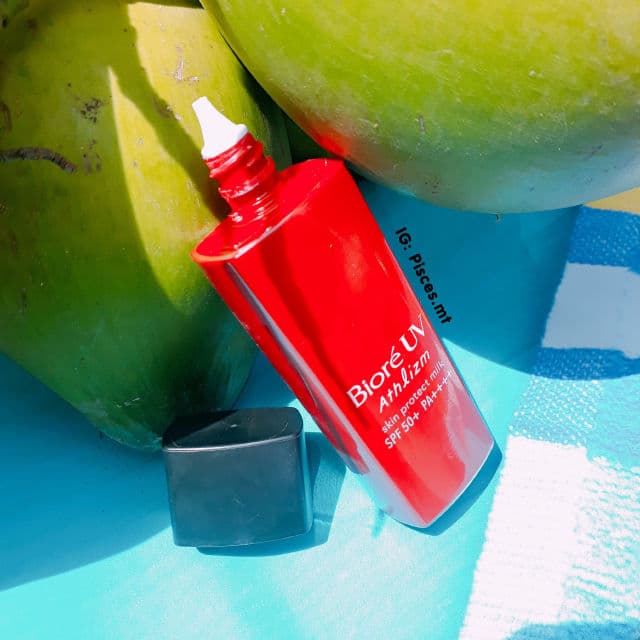 Biore UV Athlizm Skin Protect Milk SPF 50+ PA++++ review photo by minhthanh