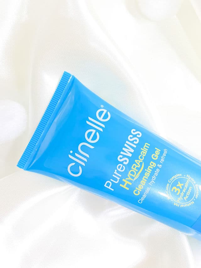Clinelle PureSwiss Hydracalm Caring Milk Cleanser review photo by missedvivian