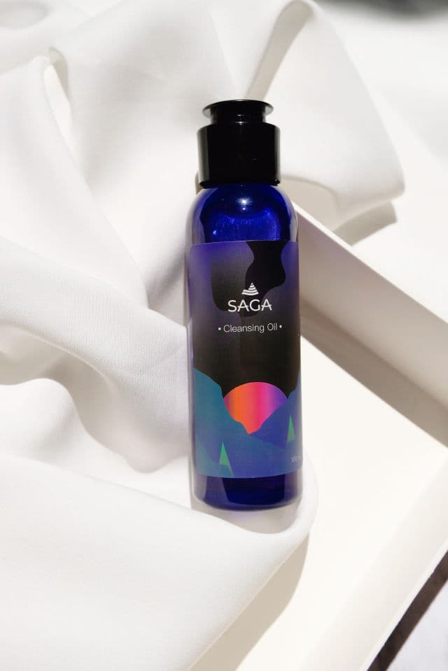 SAGA Cleansing Oil review photo by missedvivian