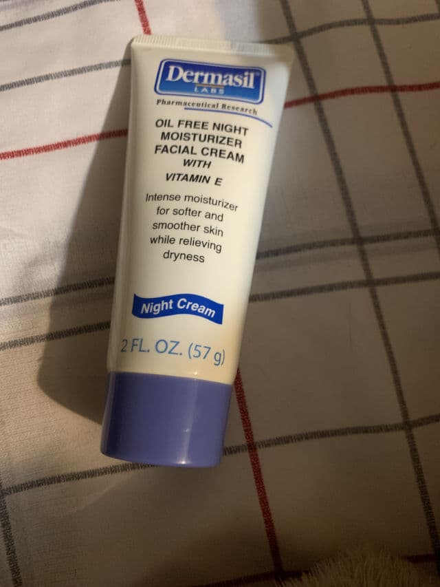 Dermasil Labs Oil-Free Night Moisturizer Facial Cream review photo by mmskin