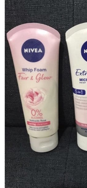 Nivea Rosy White Hokkaido Rose Whip Foam review photo by moirascstash