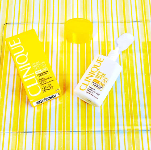 Clinique SPF 30 Mineral Sunscreen Fluid for Face review photo by monolidjourney