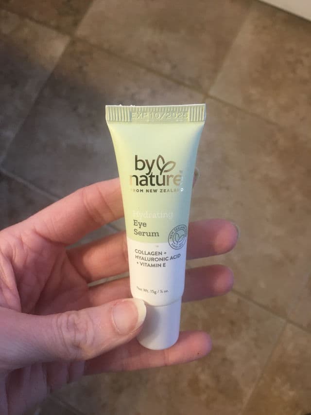 By Nature Hydrating Eye Serum	 review photo by mudonyourface