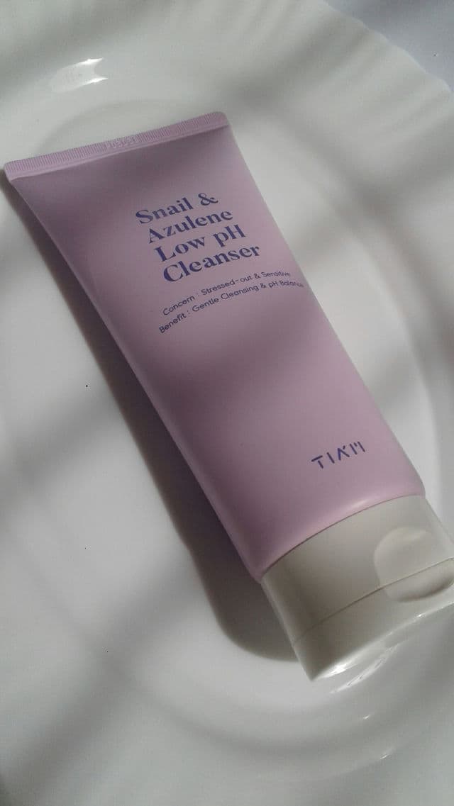 TIAM [Discontinued] Snail & Azulene Low PH Cleanser review photo by Skincarehaircare18