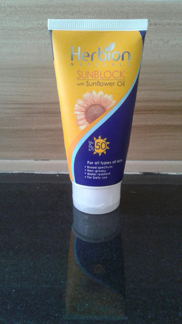 Herbion Sunblock with Sunflower Oil SPF 50 review photo by Skincarehaircare18