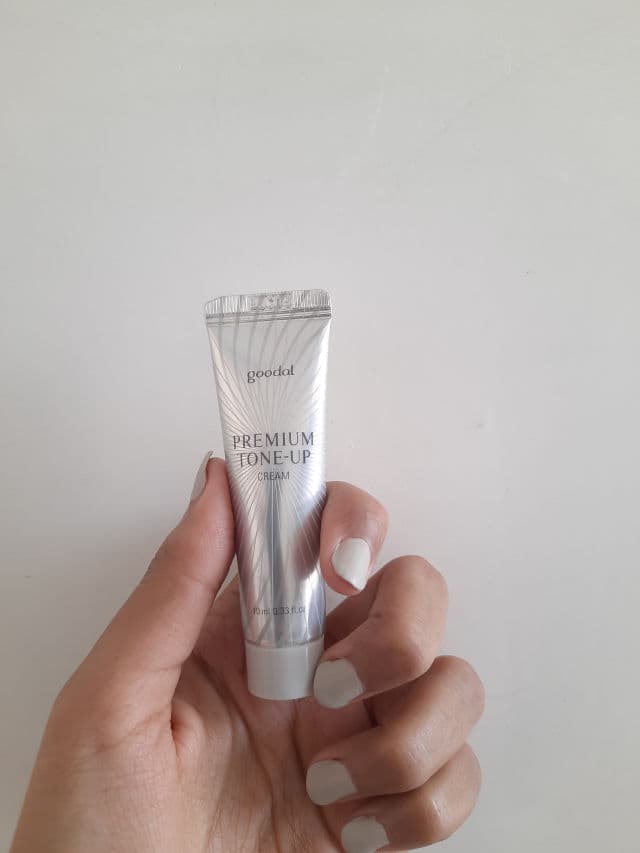 GOODAL Premium Snail Tone-Up Cream review photo by mydearsensitiveskin