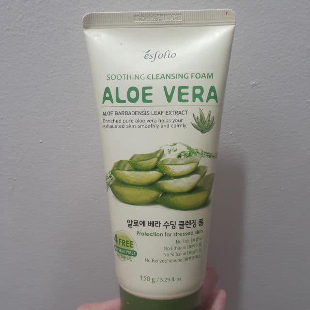 ESFOLIO Aloe Vera Soothing Cleansing Foam review photo by mylesss