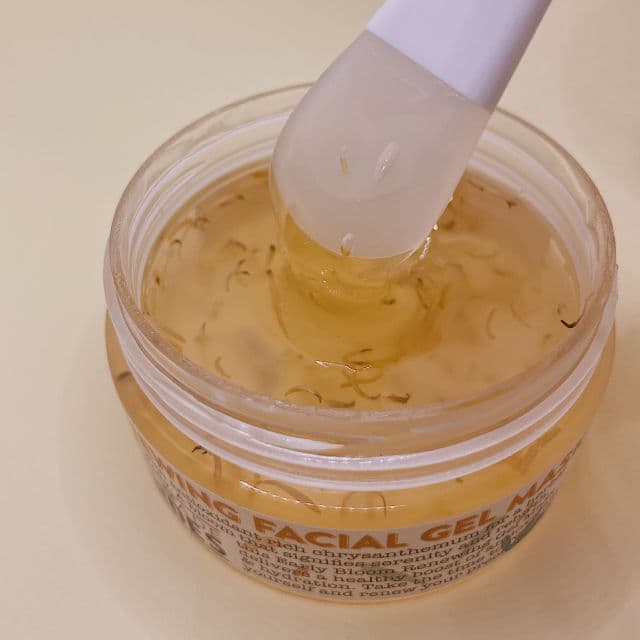 Handmade Heroes Early Bloom Renewing Facial Gel Mask review photo by mythopoeia