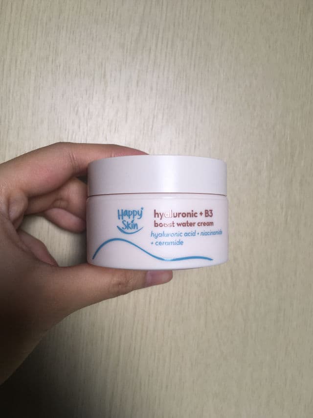 Happy Skin Hyaluronic + B3 Boost Water Cream review photo by nadinelustre