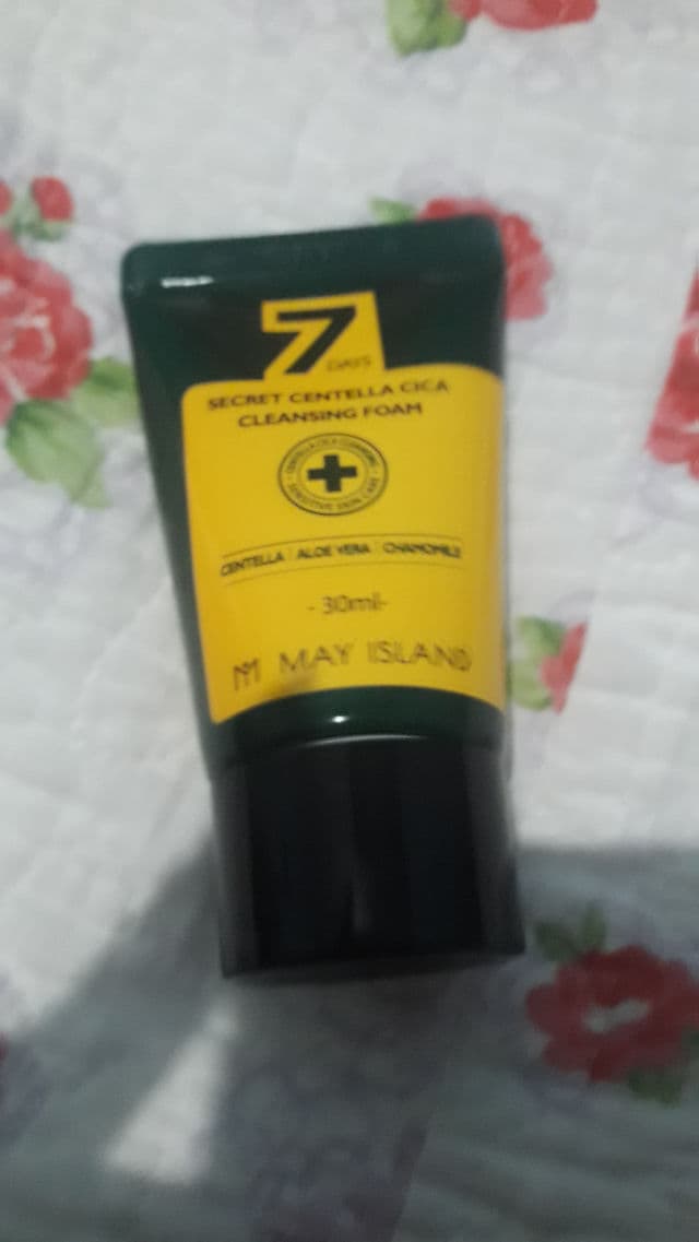 MAY ISLAND 7 Days Secret Centella Cica Cleansing Foam review photo by nadiyahfrht