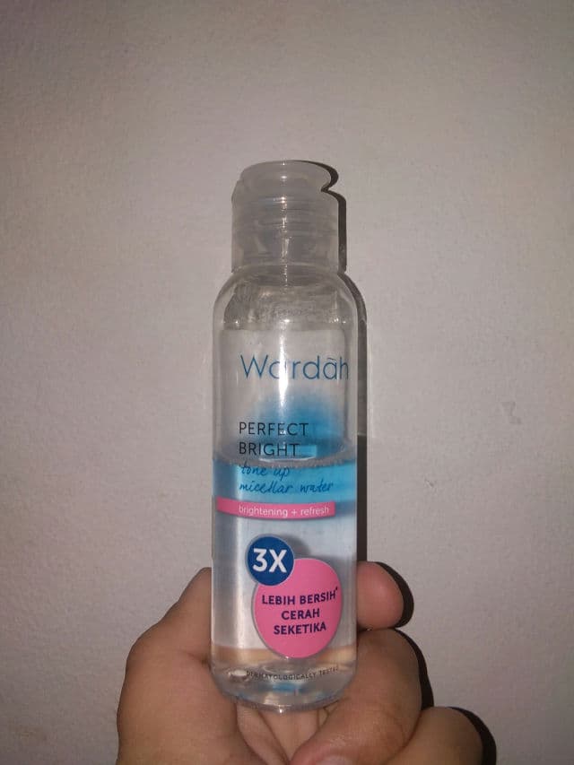 Wardah Perfect Bright Tone Up Micellar Water review photo by marccaphini