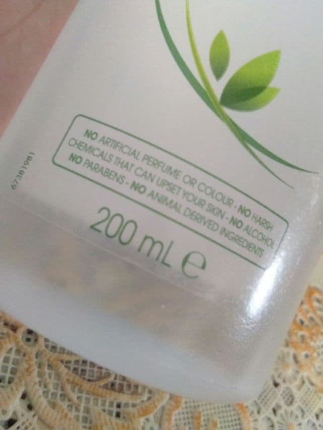 Simple Kind to Skin Micellar Cleansing Water review photo by marccaphini