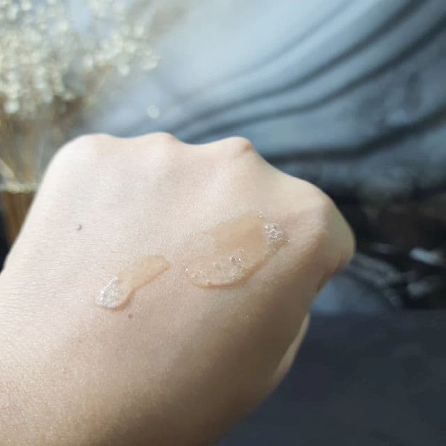 Pratista Skin Glow Serum review photo by neniyuniar20