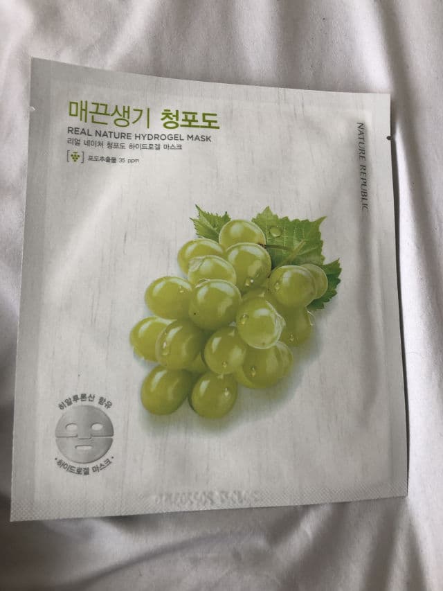 NATURE REPUBLIC Real Nature Hydrogel Mask Green Grape review photo by nickyzb