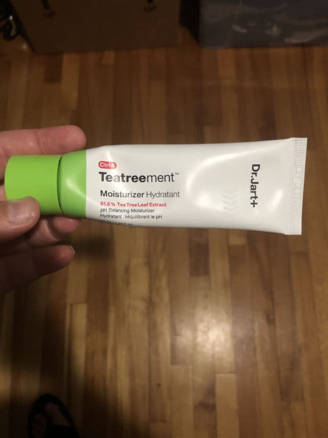 Dr. Jart+ Ctrl-A Teatreement Moisturizer review photo by nickyzb