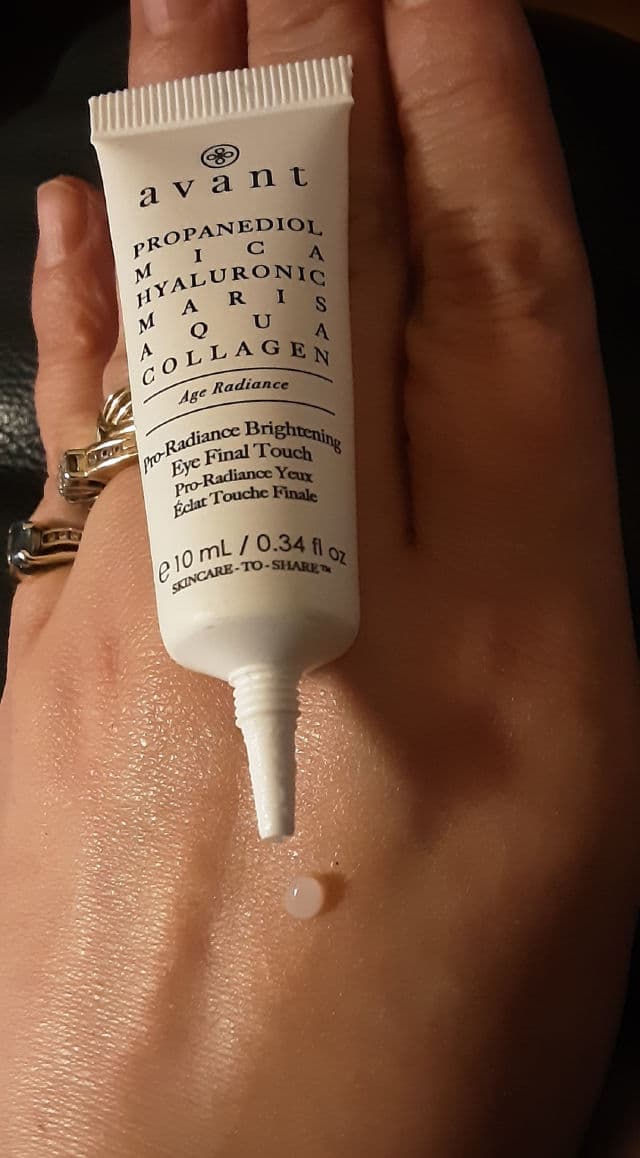Avant Skincare Pro-Radiance Brightening Eye Final Touch review photo by nicolletiti