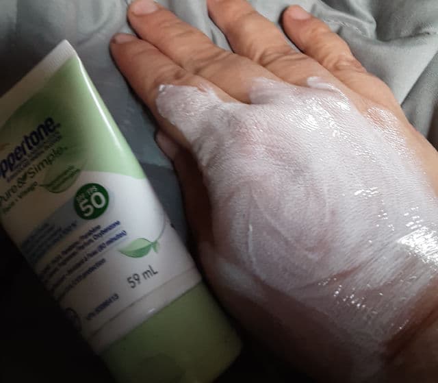 Coppertone Pure & Simple Face Lotion SPF 50 review photo by nicolletiti