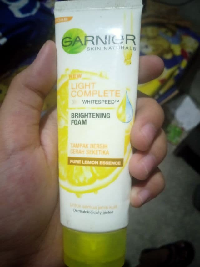 Garnier Light Complete White Speed Brightening Foam review photo by nikennuras