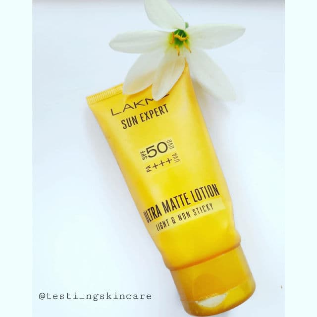 Lakmé Sun Expert Ultra Matte Gel Sunscreen SPF 50 PA+++ review photo by nikiiiipicky