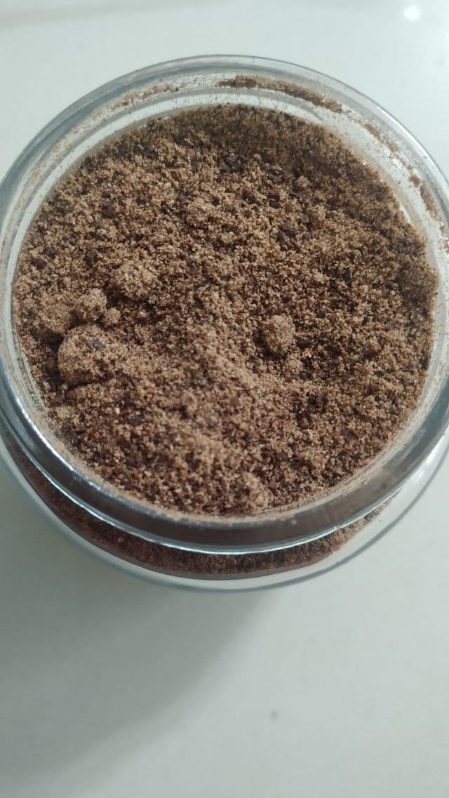 mCaffeine Naked & Raw Coffee Body Scrub with Coconut review photo by thelittlegirlblogs