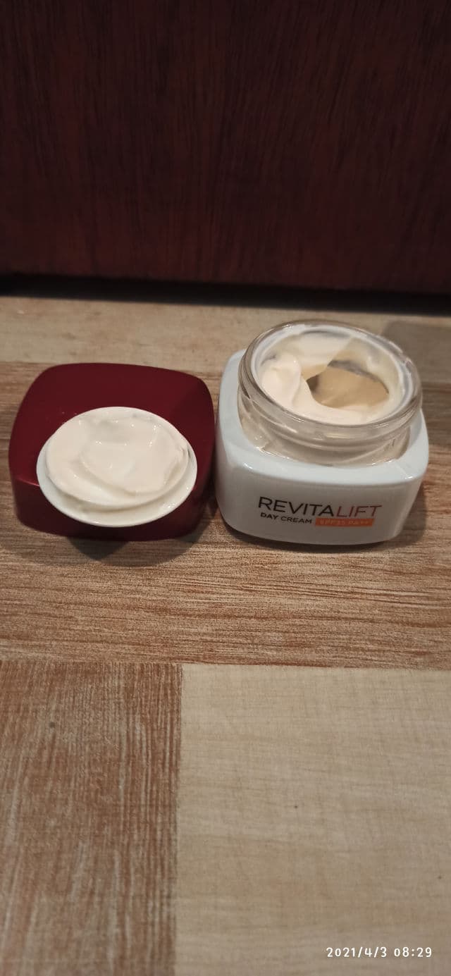 L'Oreal Paris Revitalift Day Cream SPF35 PA++ review photo by nitaboniet